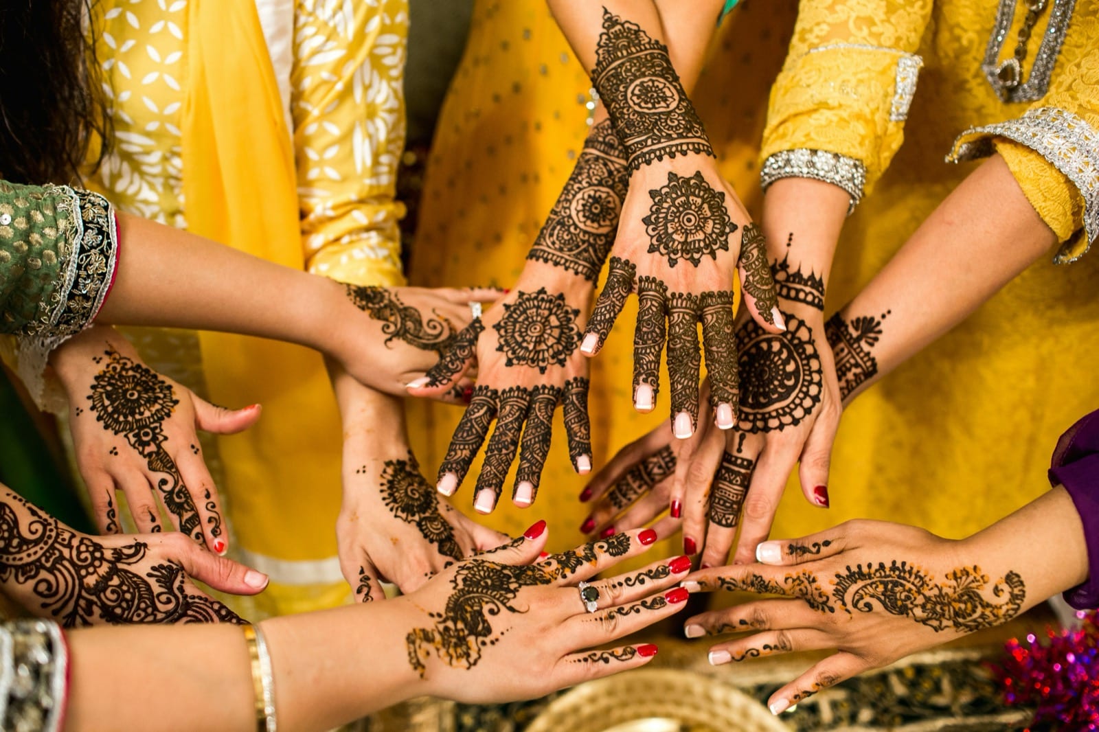 Mehendi & Sangeet Setup